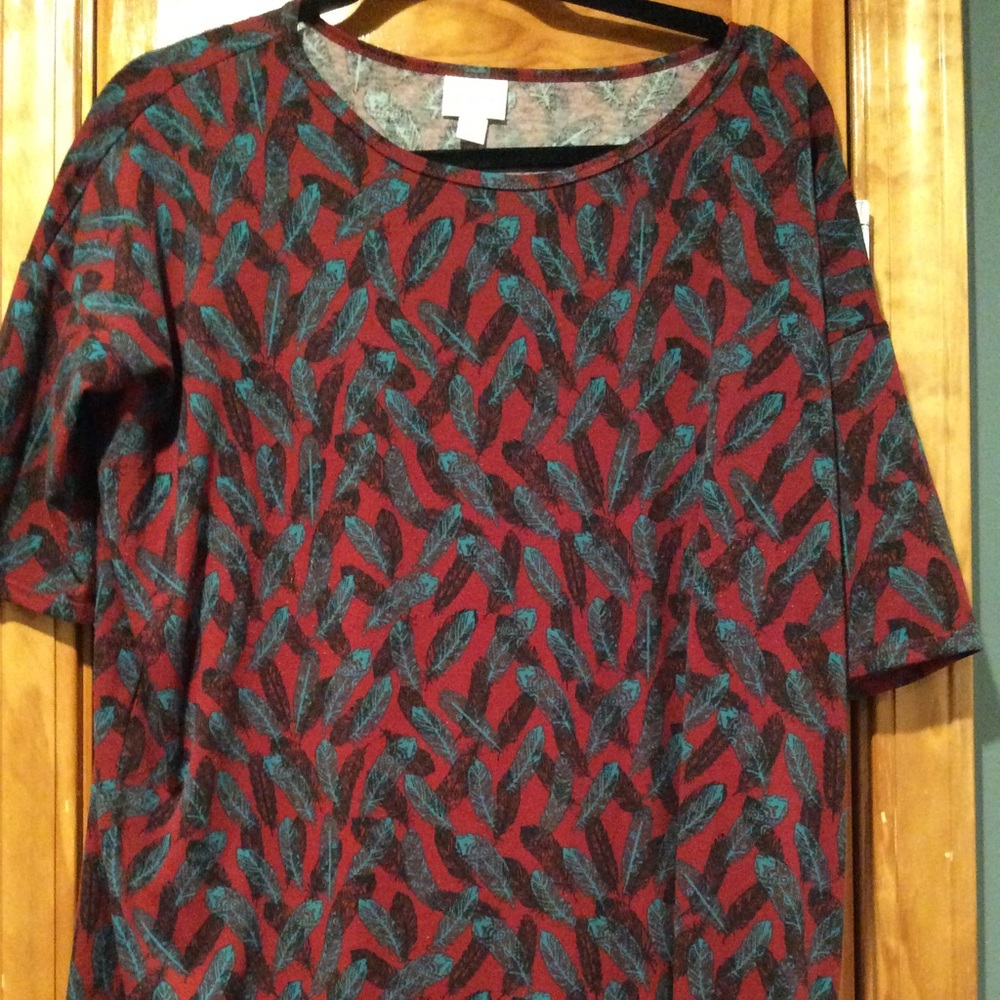 Lularoe feather irma